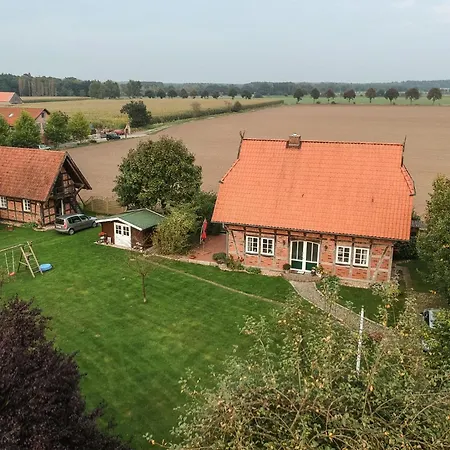 Fachwerk-Treppenspeicher, Ruhe auf dem Land, Haustiere willkommen, Leihfahrräder Kirchlinteln Exterior foto