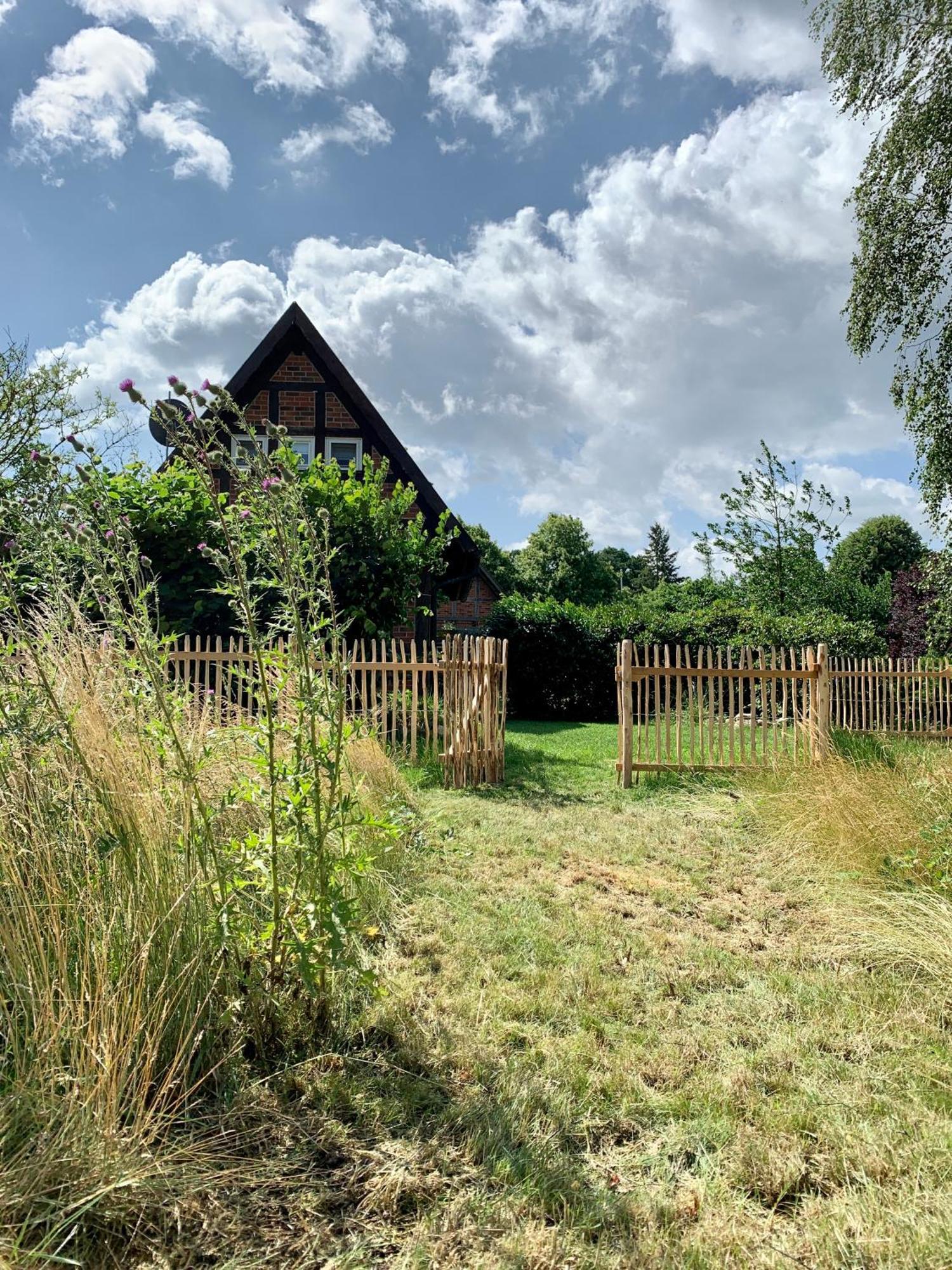 Fachwerk-treppenspeicher, Ruhe Auf Dem Land, Haustiere Willkommen, Leihfahrräder Ferienhaus Kirchlinteln